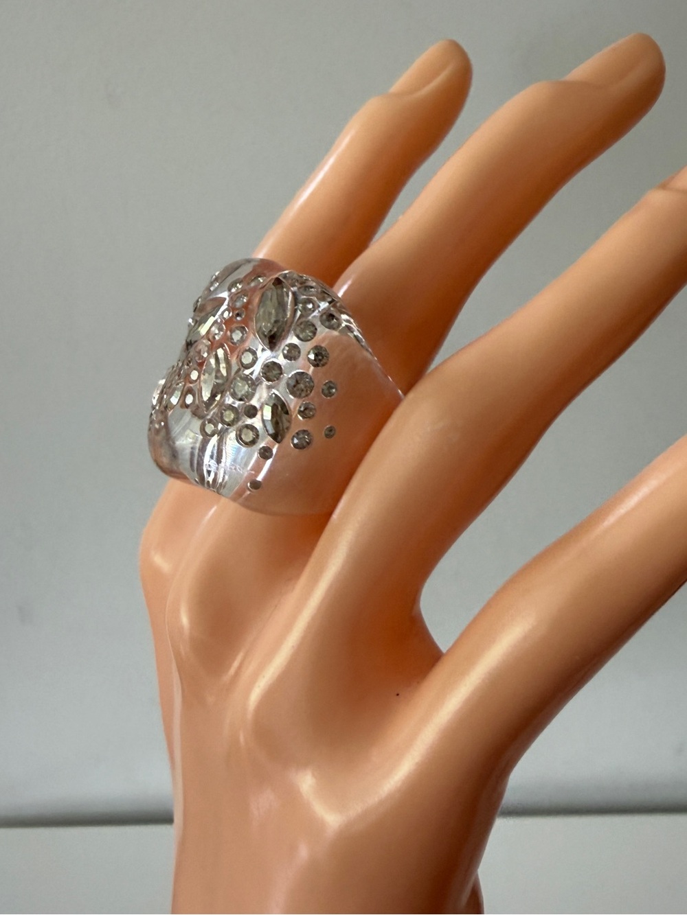 ALEXIS BITTAR Confetti Crystal Lucite Puffy Ring- Clear Size 9 - Picture 8 of 10